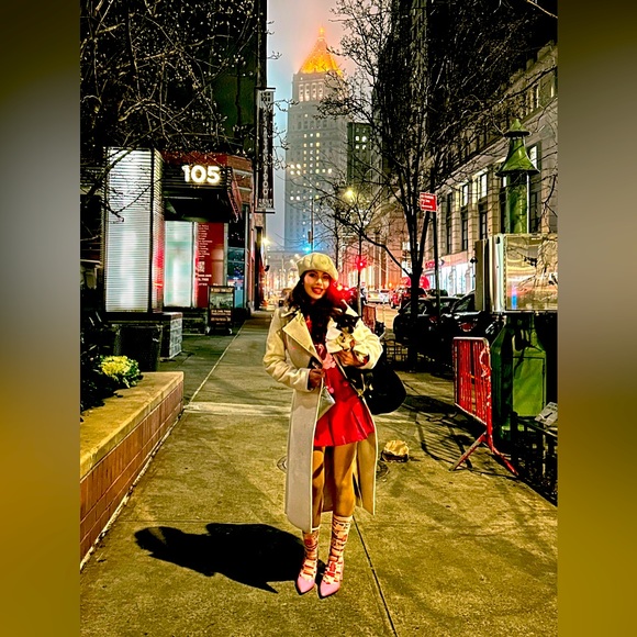 Meet your Posher, Elidé - Picture 1 of 5